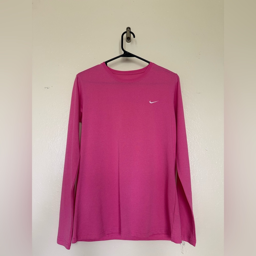 13 Athletic Tops Lululemon Nike Athleta S-XL Mixed Lot - Picture 8 of 15